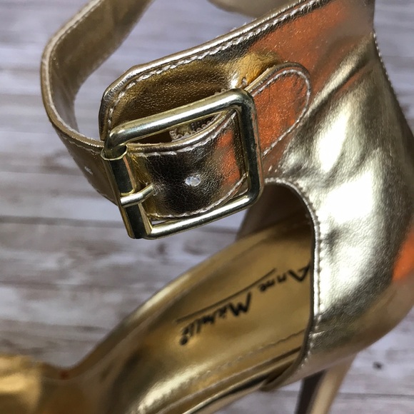 Gold Ankle Strap 4” Heels Size 10 - Picture 7 of 8